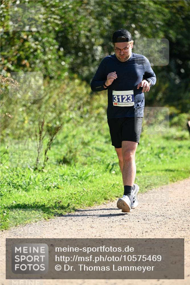 27.09.2026 - 35. Volkslauf durch das schöne Alstertal Dr. Thomas Lammeyer http://msf.ph/oto/10575469 27.09.2026 11:38:14 Laufen 3123 meine-sportfotos.de