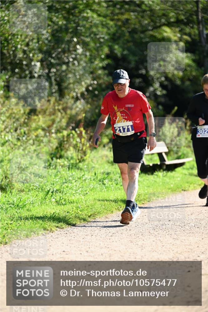 27.09.2026 - 35. Volkslauf durch das schöne Alstertal Dr. Thomas Lammeyer http://msf.ph/oto/10575477 27.09.2026 11:38:16 Laufen 2171, 302, 1 meine-sportfotos.de