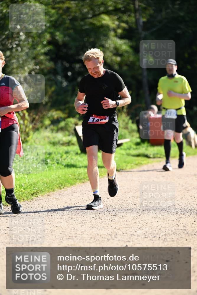 27.09.2026 - 35. Volkslauf durch das schöne Alstertal Dr. Thomas Lammeyer http://msf.ph/oto/10575513 27.09.2026 11:38:28 Laufen  meine-sportfotos.de