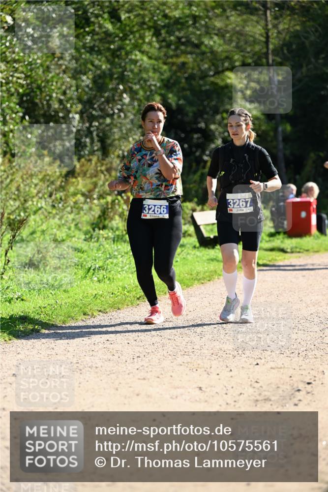 27.09.2026 - 35. Volkslauf durch das schöne Alstertal Dr. Thomas Lammeyer http://msf.ph/oto/10575561 27.09.2026 11:38:40 Laufen 3266, 3267 meine-sportfotos.de