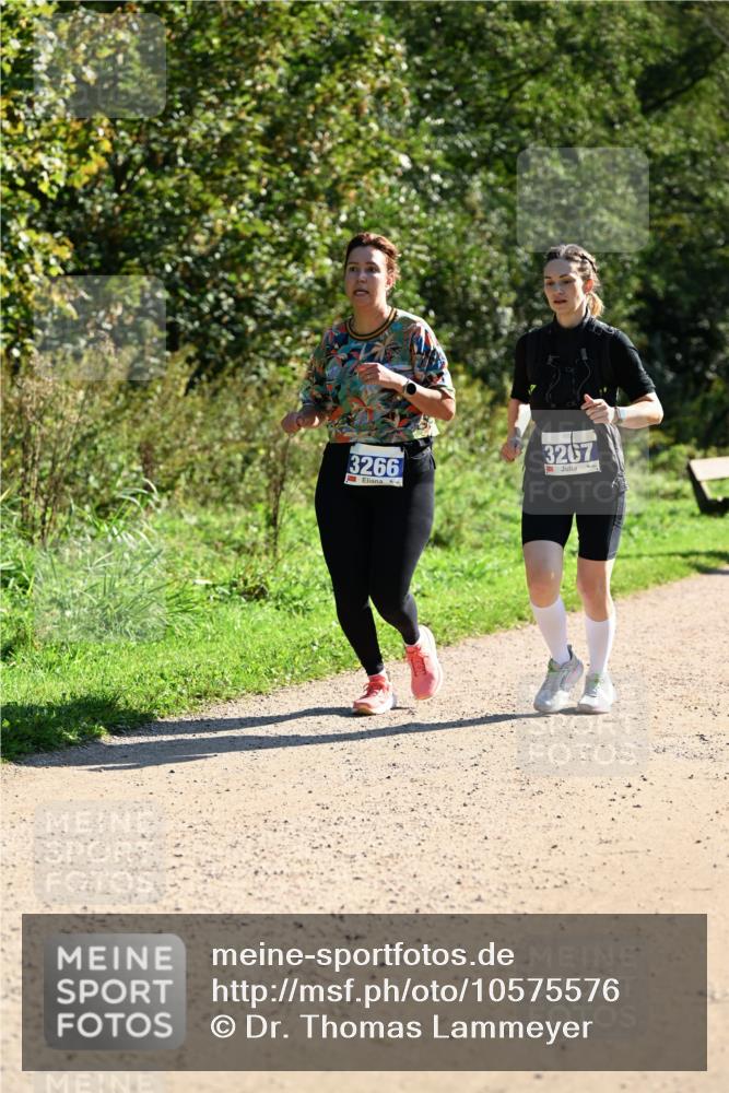 27.09.2026 - 35. Volkslauf durch das schöne Alstertal Dr. Thomas Lammeyer http://msf.ph/oto/10575576 27.09.2026 11:38:42 Laufen 3266, 3267 meine-sportfotos.de
