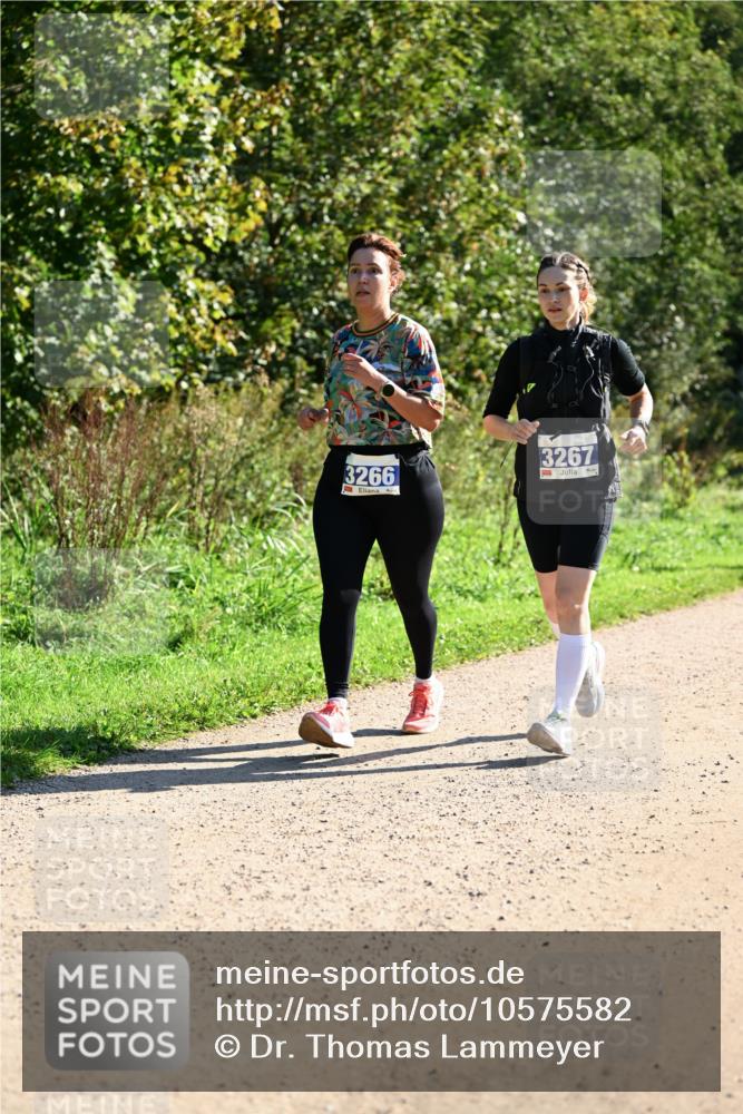 27.09.2026 - 35. Volkslauf durch das schöne Alstertal Dr. Thomas Lammeyer http://msf.ph/oto/10575582 27.09.2026 11:38:42 Laufen 3266, 3267 meine-sportfotos.de