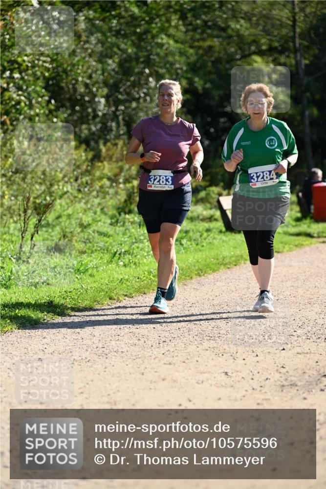 27.09.2026 - 35. Volkslauf durch das schöne Alstertal Dr. Thomas Lammeyer http://msf.ph/oto/10575596 27.09.2026 11:38:45 Laufen 3283, 3284 meine-sportfotos.de