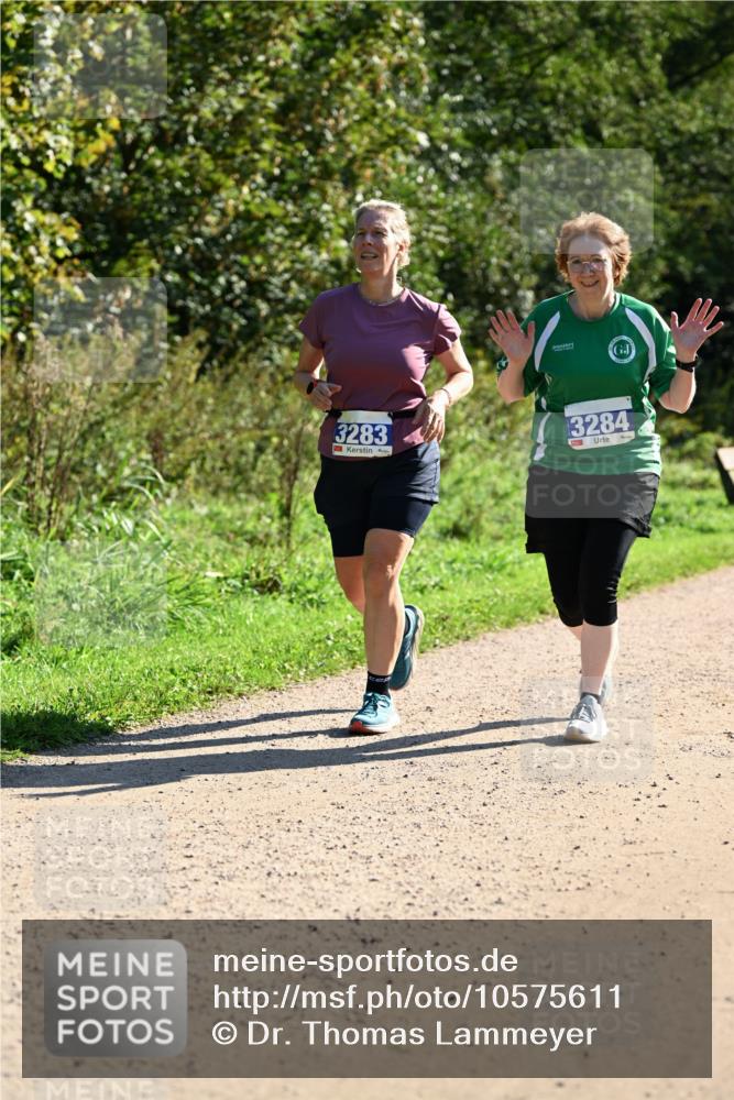 27.09.2026 - 35. Volkslauf durch das schöne Alstertal Dr. Thomas Lammeyer http://msf.ph/oto/10575611 27.09.2026 11:38:46 Laufen 3283, 3284 meine-sportfotos.de