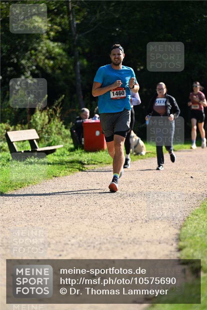 27.09.2026 - 35. Volkslauf durch das schöne Alstertal Dr. Thomas Lammeyer http://msf.ph/oto/10575690 27.09.2026 11:39:01 Laufen 1460, 3197 meine-sportfotos.de