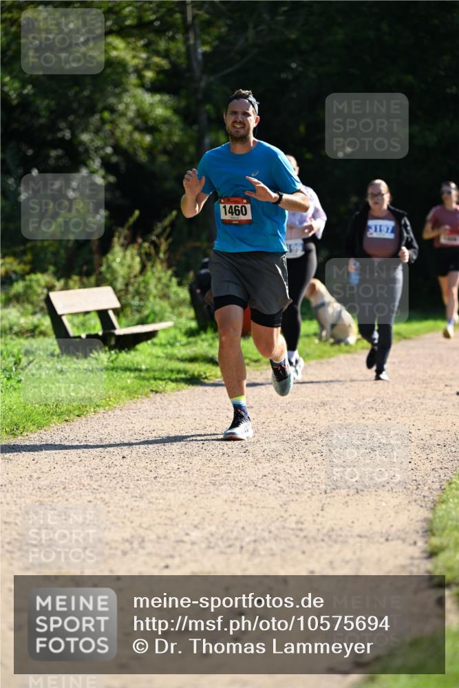 27.09.2026 - 35. Volkslauf durch das schöne Alstertal Dr. Thomas Lammeyer http://msf.ph/oto/10575694 27.09.2026 11:39:01 Laufen 1460, 3197 meine-sportfotos.de