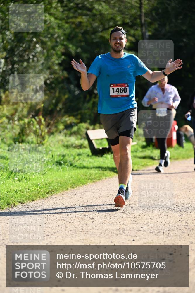 27.09.2026 - 35. Volkslauf durch das schöne Alstertal Dr. Thomas Lammeyer http://msf.ph/oto/10575705 27.09.2026 11:39:02 Laufen 1460 meine-sportfotos.de