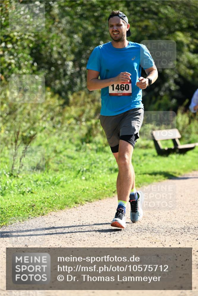 27.09.2026 - 35. Volkslauf durch das schöne Alstertal Dr. Thomas Lammeyer http://msf.ph/oto/10575712 27.09.2026 11:39:03 Laufen 1460 meine-sportfotos.de