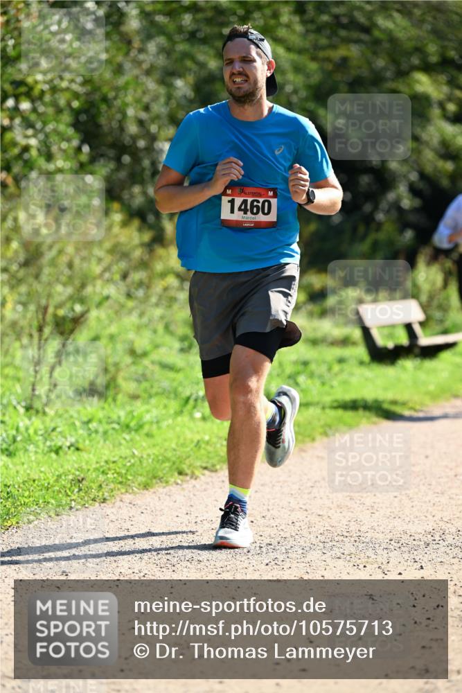 27.09.2026 - 35. Volkslauf durch das schöne Alstertal Dr. Thomas Lammeyer http://msf.ph/oto/10575713 27.09.2026 11:39:03 Laufen 1460 meine-sportfotos.de