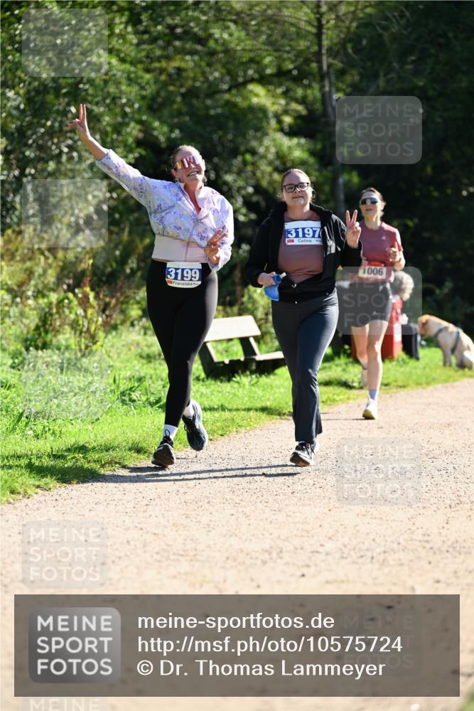 27.09.2026 - 35. Volkslauf durch das schöne Alstertal Dr. Thomas Lammeyer http://msf.ph/oto/10575724 27.09.2026 11:39:05 Laufen 3199, 3197, 1006 meine-sportfotos.de