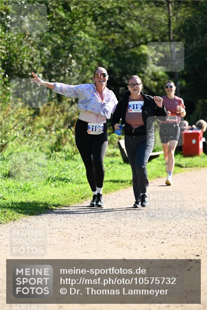 27.09.2026 - 35. Volkslauf durch das schöne Alstertal Dr. Thomas Lammeyer http://msf.ph/oto/10575732 27.09.2026 11:39:05 Laufen 3199, 3197, 1006 meine-sportfotos.de