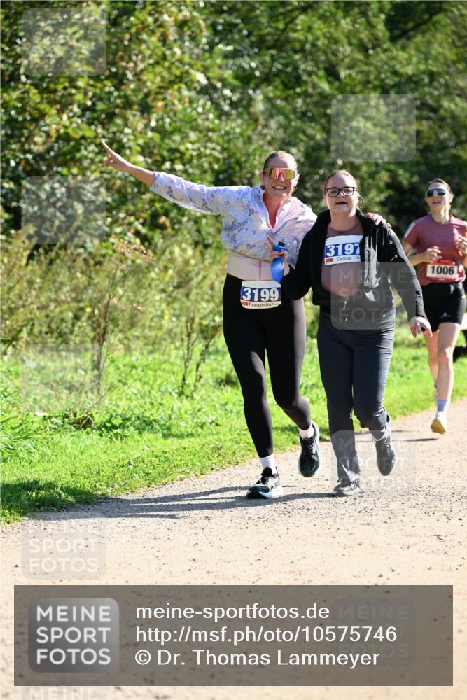 27.09.2026 - 35. Volkslauf durch das schöne Alstertal Dr. Thomas Lammeyer http://msf.ph/oto/10575746 27.09.2026 11:39:07 Laufen 3199, 3197, 1006 meine-sportfotos.de
