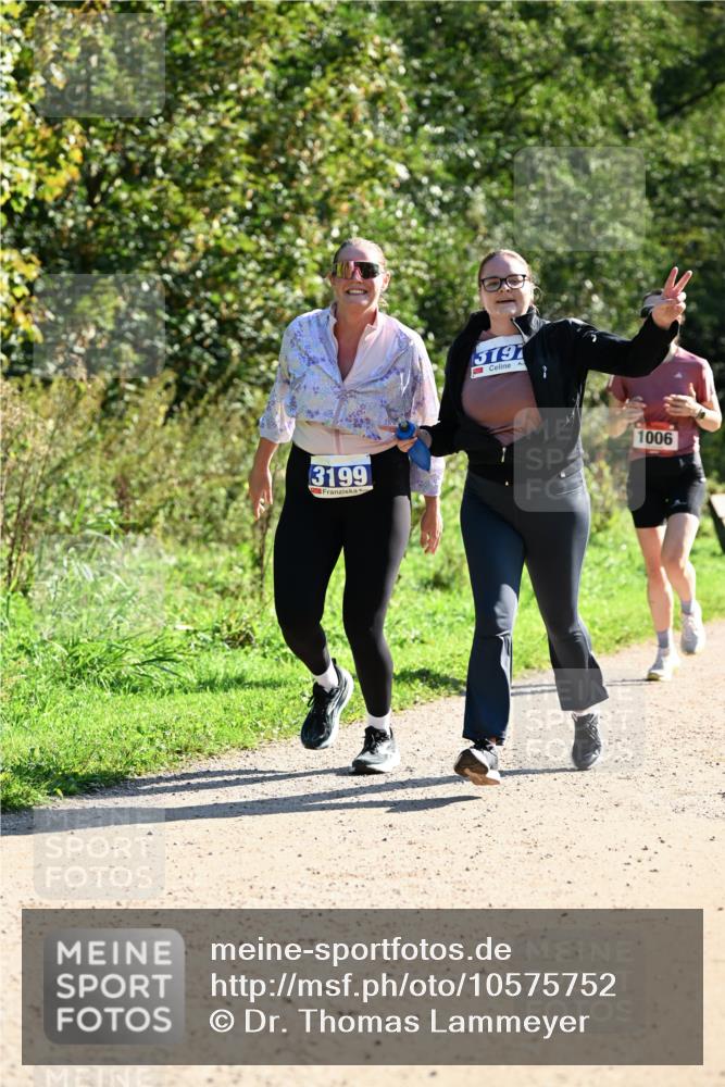 27.09.2026 - 35. Volkslauf durch das schöne Alstertal Dr. Thomas Lammeyer http://msf.ph/oto/10575752 27.09.2026 11:39:07 Laufen 3199, 5197, 1006 meine-sportfotos.de