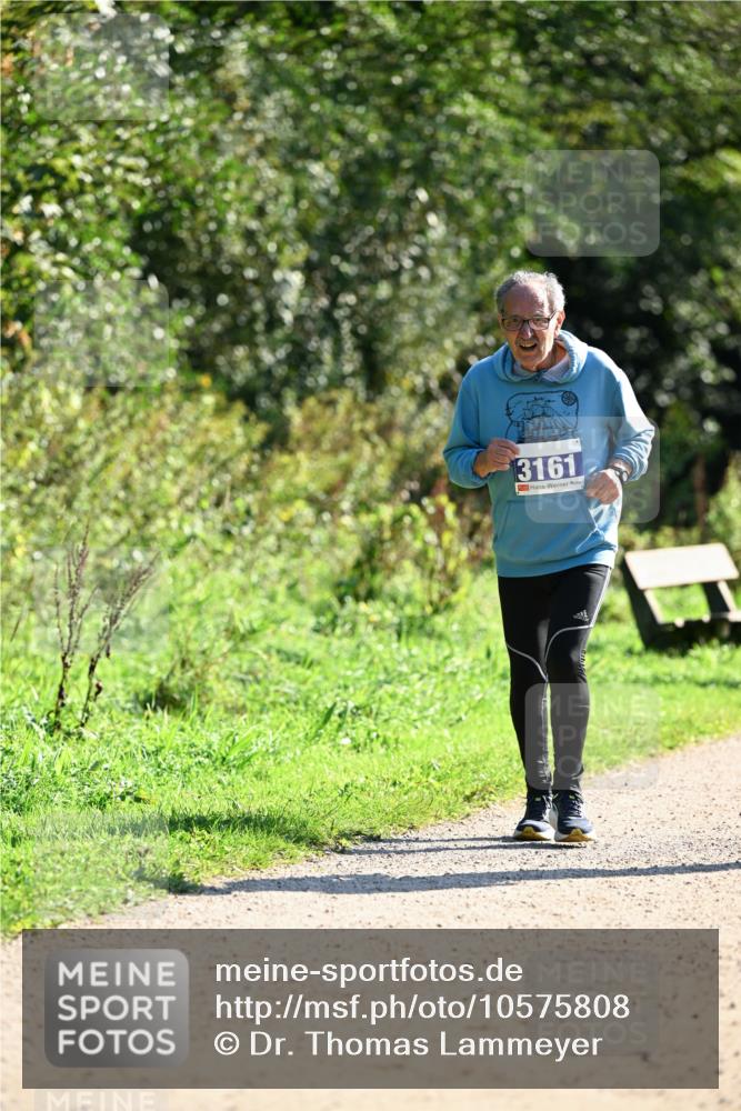 27.09.2026 - 35. Volkslauf durch das schöne Alstertal Dr. Thomas Lammeyer http://msf.ph/oto/10575808 27.09.2026 11:39:23 Laufen 3161 meine-sportfotos.de