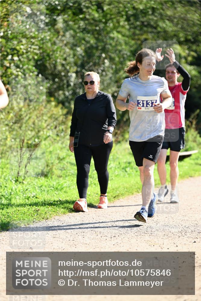 27.09.2026 - 35. Volkslauf durch das schöne Alstertal Dr. Thomas Lammeyer http://msf.ph/oto/10575846 27.09.2026 11:39:29 Laufen 3137 meine-sportfotos.de