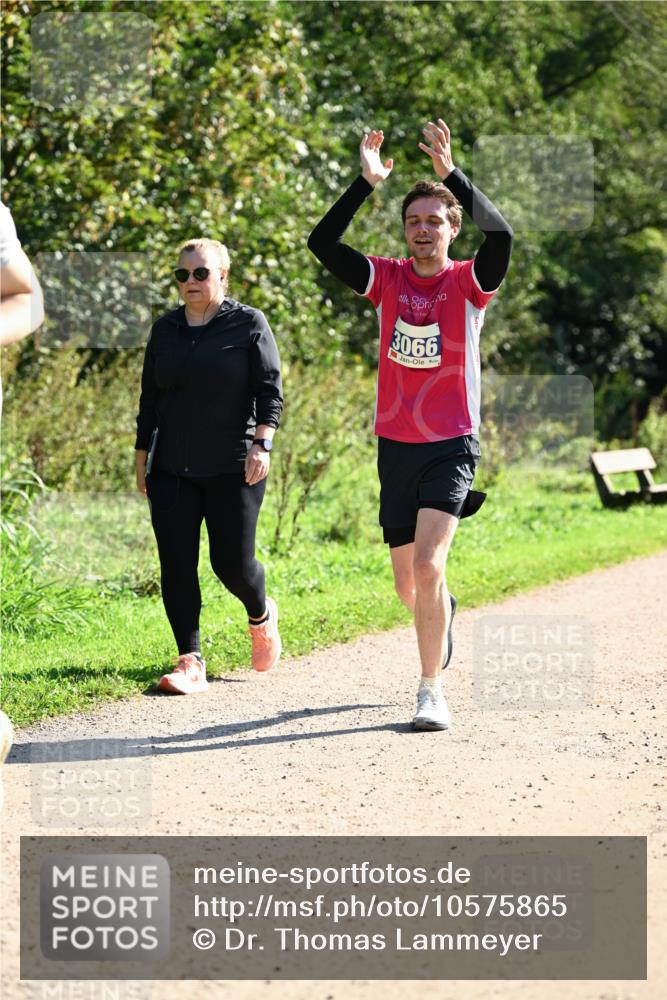 27.09.2026 - 35. Volkslauf durch das schöne Alstertal Dr. Thomas Lammeyer http://msf.ph/oto/10575865 27.09.2026 11:39:31 Laufen 3066 meine-sportfotos.de