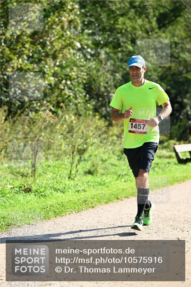 27.09.2026 - 35. Volkslauf durch das schöne Alstertal Dr. Thomas Lammeyer http://msf.ph/oto/10575916 27.09.2026 11:39:46 Laufen 1457 meine-sportfotos.de