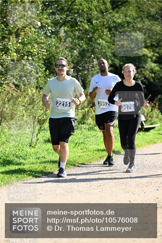 27.09.2026 - 35. Volkslauf durch das schöne Alstertal Dr. Thomas Lammeyer http://msf.ph/oto/10576008 27.09.2026 11:40:18 Laufen 2215, 3952, 3070 meine-sportfotos.de