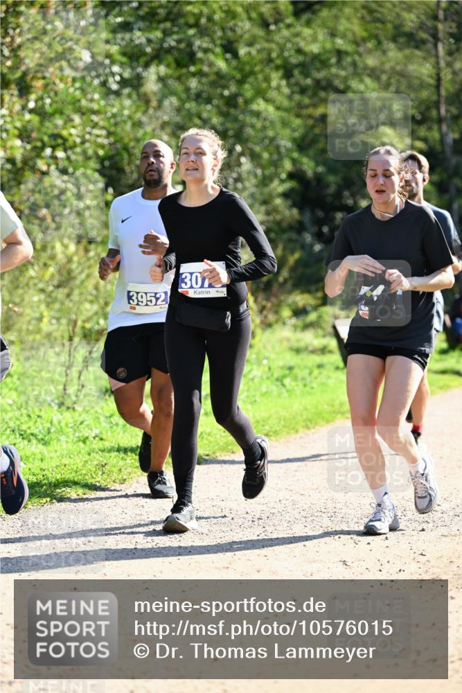 27.09.2026 - 35. Volkslauf durch das schöne Alstertal Dr. Thomas Lammeyer http://msf.ph/oto/10576015 27.09.2026 11:40:19 Laufen 3952, 30 meine-sportfotos.de