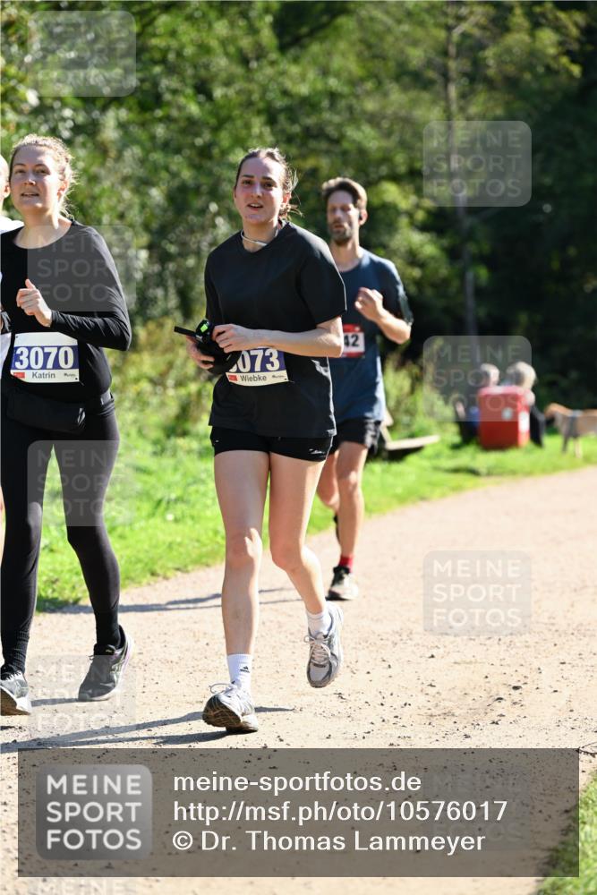 27.09.2026 - 35. Volkslauf durch das schöne Alstertal Dr. Thomas Lammeyer http://msf.ph/oto/10576017 27.09.2026 11:40:20 Laufen 3070, 073 meine-sportfotos.de