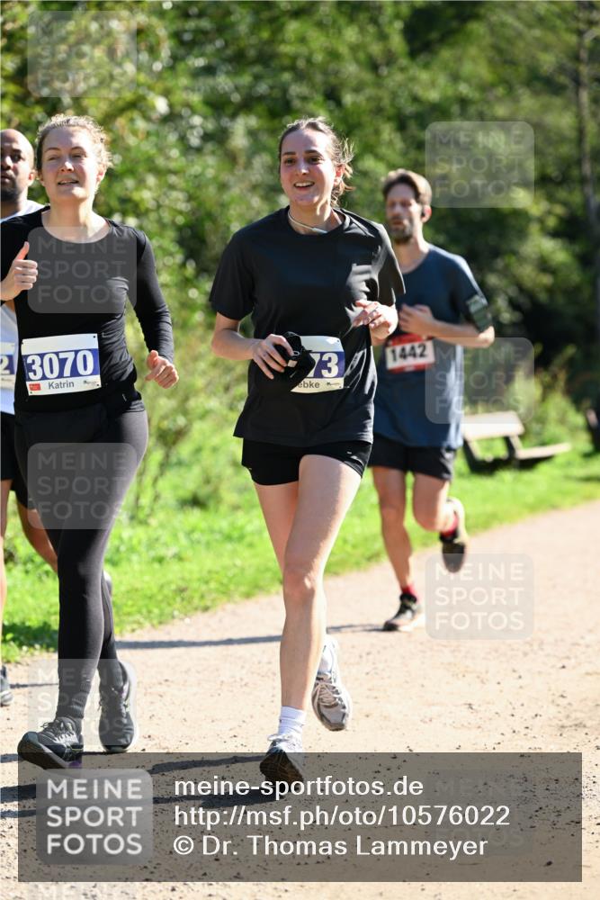 27.09.2026 - 35. Volkslauf durch das schöne Alstertal Dr. Thomas Lammeyer http://msf.ph/oto/10576022 27.09.2026 11:40:20 Laufen 13, 1442, 23070 meine-sportfotos.de