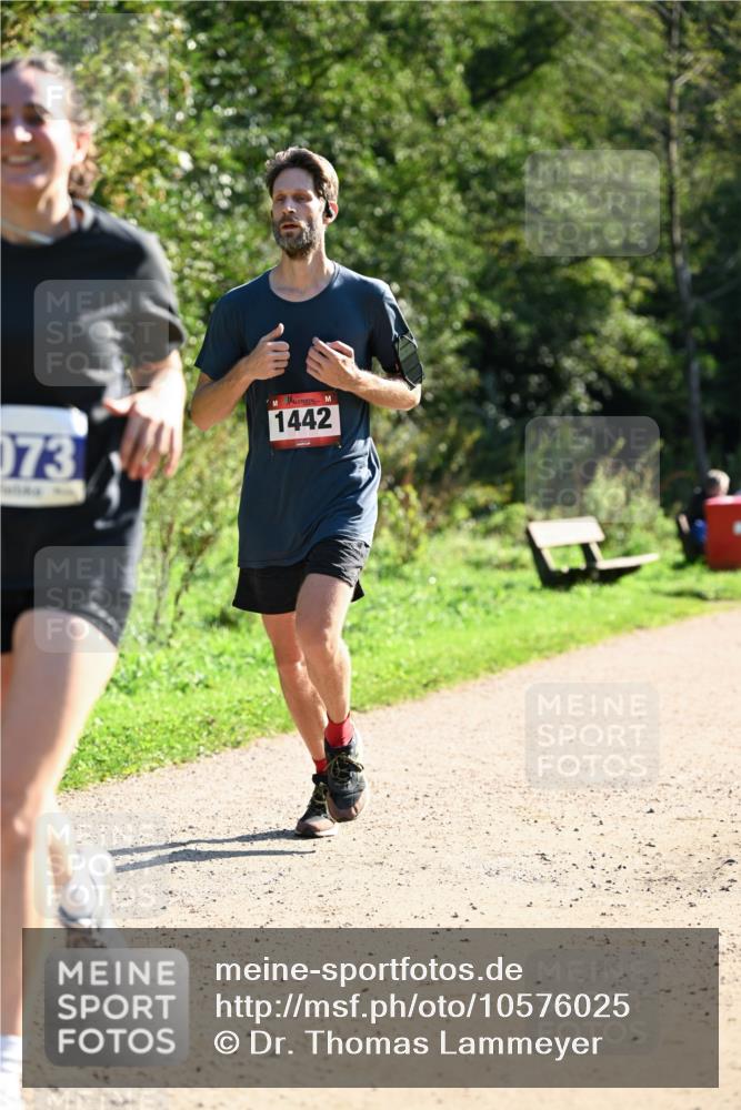 27.09.2026 - 35. Volkslauf durch das schöne Alstertal Dr. Thomas Lammeyer http://msf.ph/oto/10576025 27.09.2026 11:40:21 Laufen 073, 1442 meine-sportfotos.de