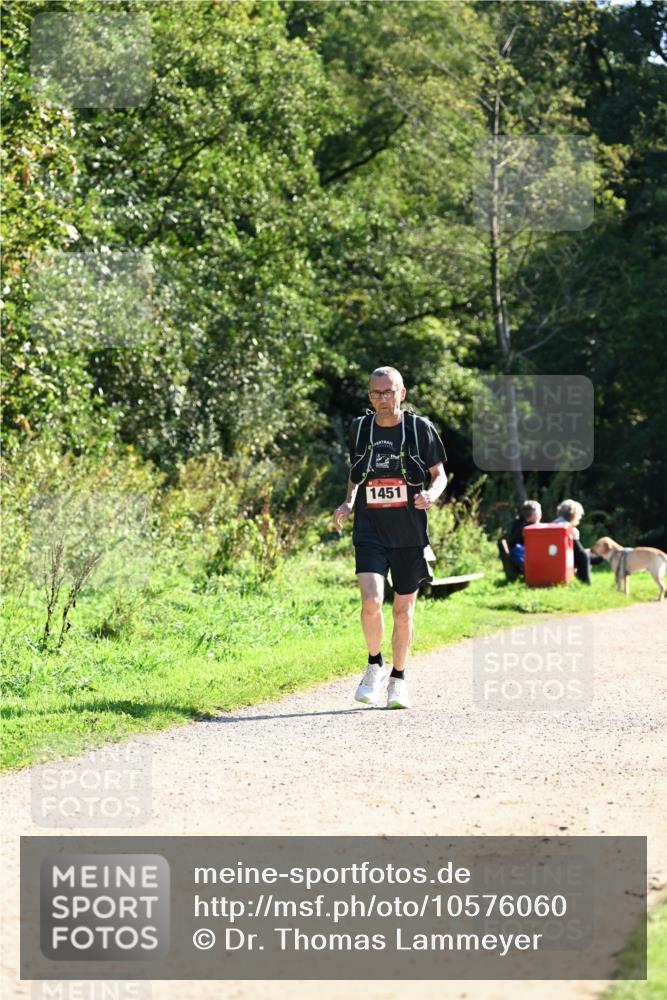 27.09.2026 - 35. Volkslauf durch das schöne Alstertal Dr. Thomas Lammeyer http://msf.ph/oto/10576060 27.09.2026 11:40:35 Laufen 1451 meine-sportfotos.de