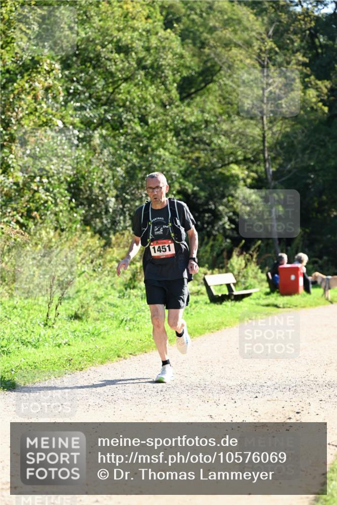 27.09.2026 - 35. Volkslauf durch das schöne Alstertal Dr. Thomas Lammeyer http://msf.ph/oto/10576069 27.09.2026 11:40:36 Laufen 1451 meine-sportfotos.de