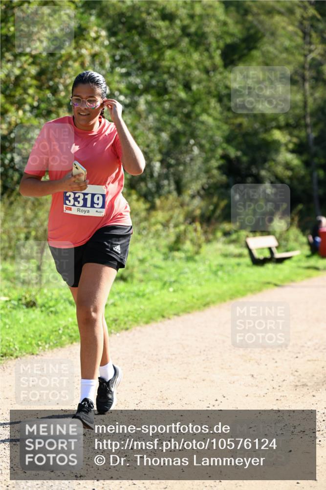 27.09.2026 - 35. Volkslauf durch das schöne Alstertal Dr. Thomas Lammeyer http://msf.ph/oto/10576124 27.09.2026 11:40:55 Laufen 3319 meine-sportfotos.de