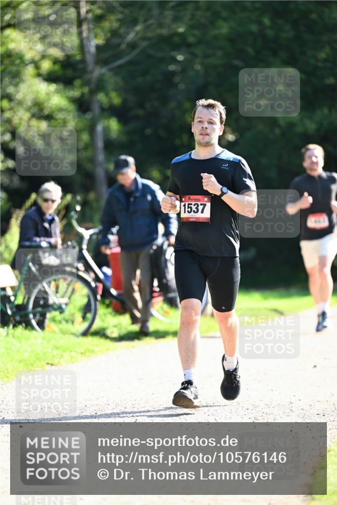 27.09.2026 - 35. Volkslauf durch das schöne Alstertal Dr. Thomas Lammeyer http://msf.ph/oto/10576146 27.09.2026 11:41:24 Laufen 1537 meine-sportfotos.de
