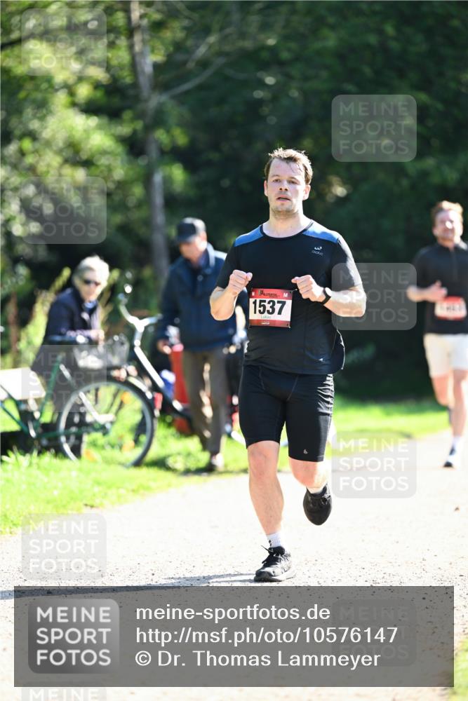 27.09.2026 - 35. Volkslauf durch das schöne Alstertal Dr. Thomas Lammeyer http://msf.ph/oto/10576147 27.09.2026 11:41:24 Laufen 1537, 3 meine-sportfotos.de