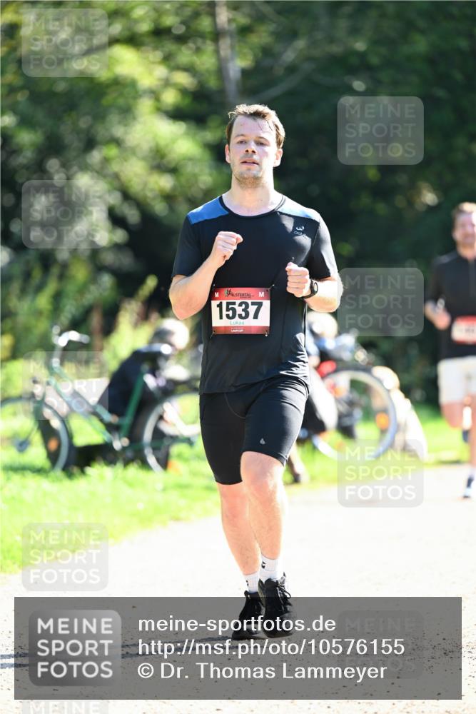 27.09.2026 - 35. Volkslauf durch das schöne Alstertal Dr. Thomas Lammeyer http://msf.ph/oto/10576155 27.09.2026 11:41:25 Laufen 1537 meine-sportfotos.de