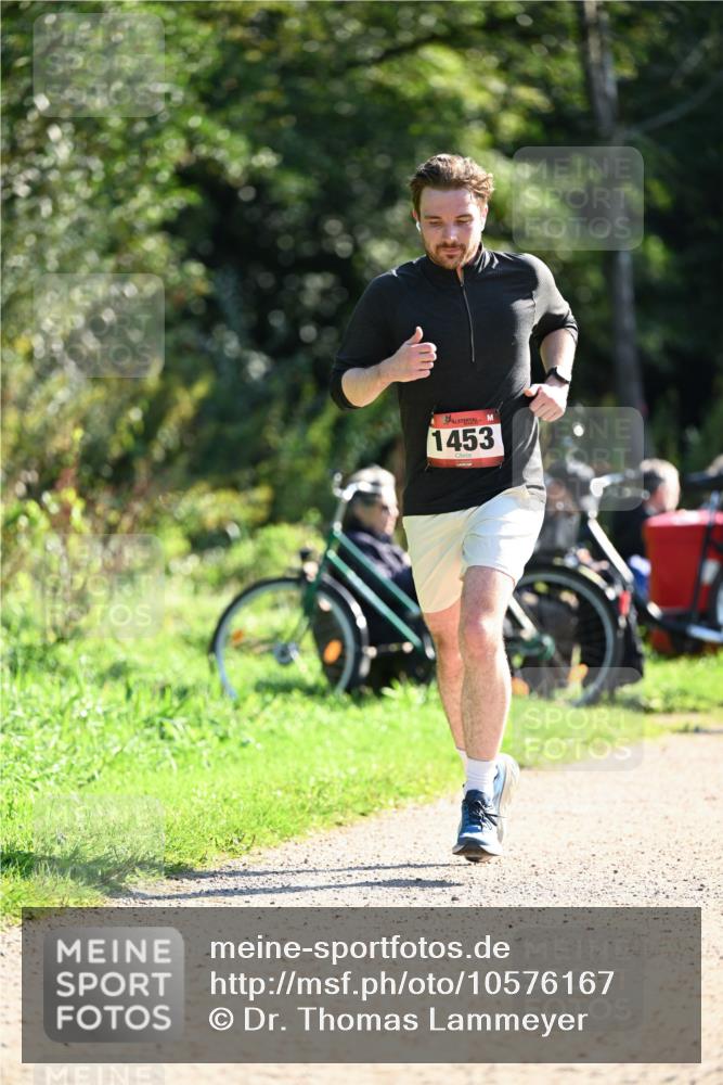 27.09.2026 - 35. Volkslauf durch das schöne Alstertal Dr. Thomas Lammeyer http://msf.ph/oto/10576167 27.09.2026 11:41:27 Laufen 1453 meine-sportfotos.de
