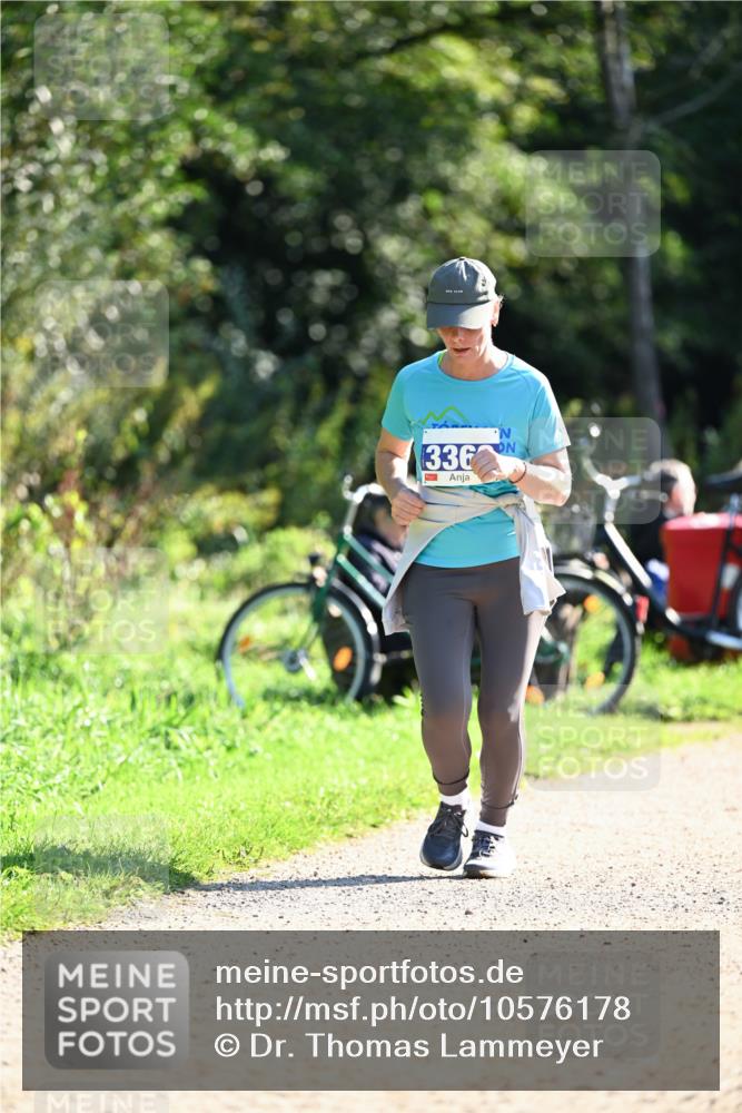 27.09.2026 - 35. Volkslauf durch das schöne Alstertal Dr. Thomas Lammeyer http://msf.ph/oto/10576178 27.09.2026 11:41:32 Laufen 336, 1 meine-sportfotos.de