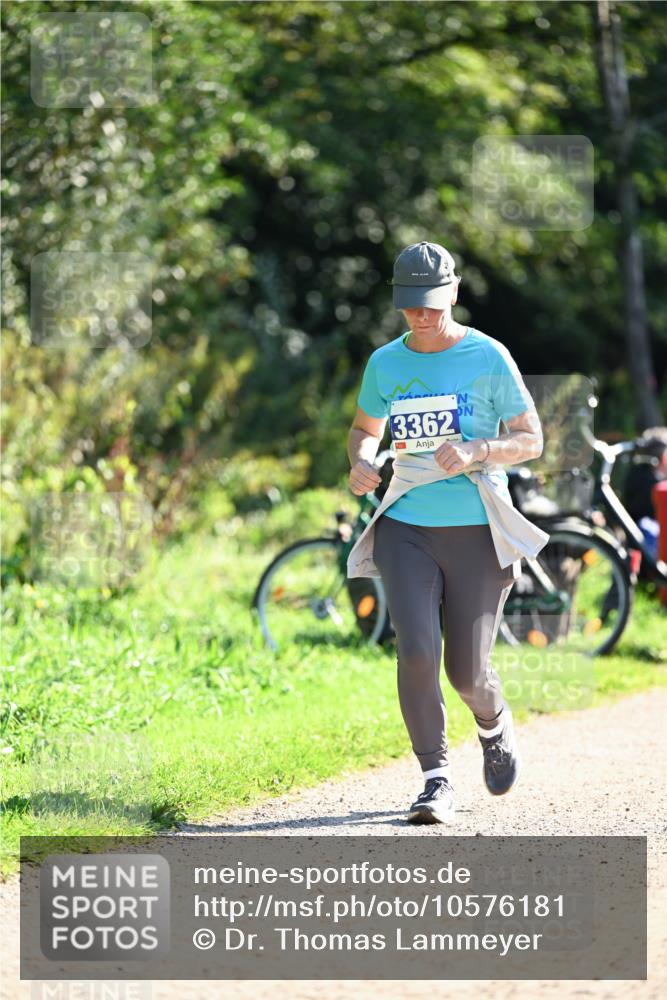 27.09.2026 - 35. Volkslauf durch das schöne Alstertal Dr. Thomas Lammeyer http://msf.ph/oto/10576181 27.09.2026 11:41:32 Laufen 3362 meine-sportfotos.de