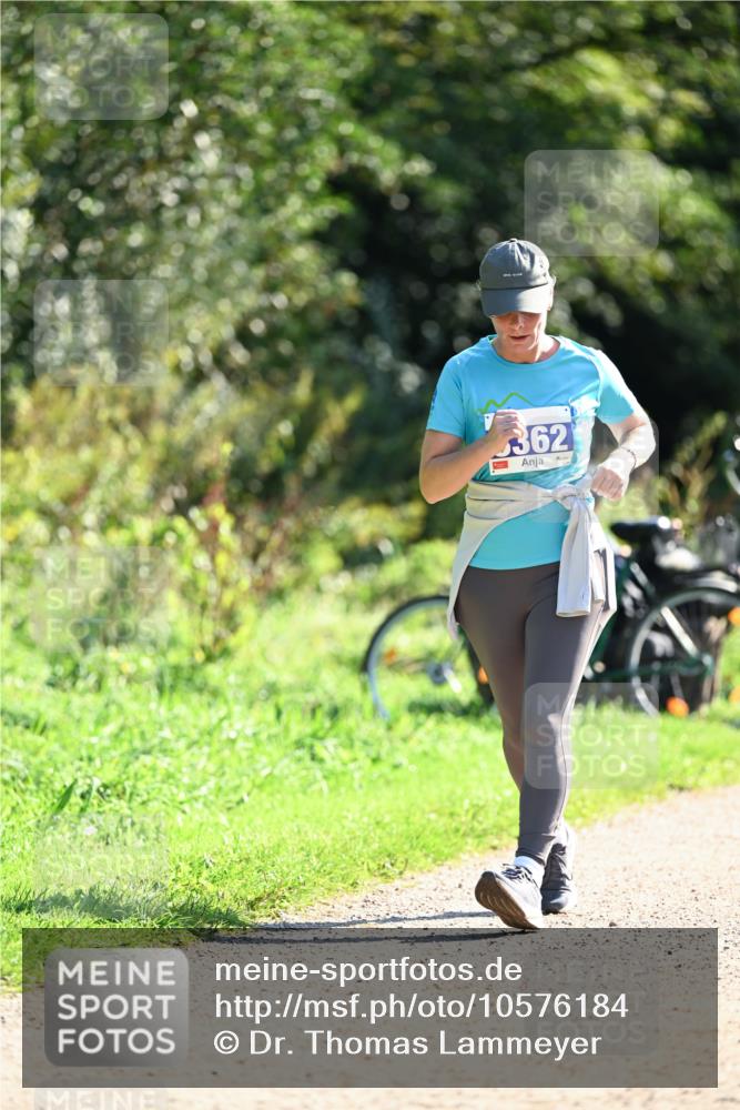 27.09.2026 - 35. Volkslauf durch das schöne Alstertal Dr. Thomas Lammeyer http://msf.ph/oto/10576184 27.09.2026 11:41:32 Laufen 362 meine-sportfotos.de