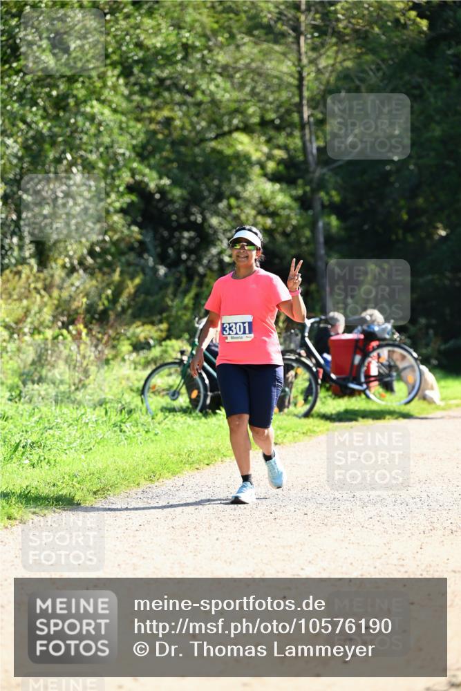 27.09.2026 - 35. Volkslauf durch das schöne Alstertal Dr. Thomas Lammeyer http://msf.ph/oto/10576190 27.09.2026 11:41:41 Laufen 3301 meine-sportfotos.de