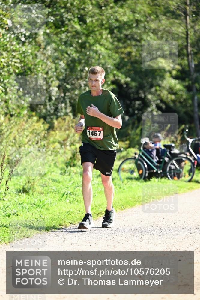 27.09.2026 - 35. Volkslauf durch das schöne Alstertal Dr. Thomas Lammeyer http://msf.ph/oto/10576205 27.09.2026 11:41:45 Laufen 1467 meine-sportfotos.de