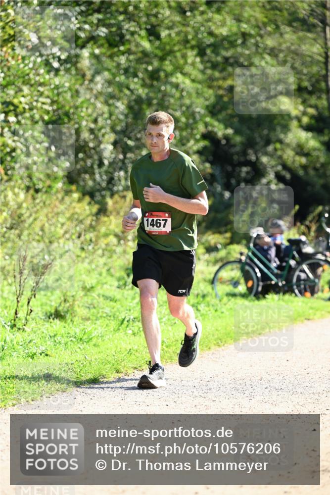 27.09.2026 - 35. Volkslauf durch das schöne Alstertal Dr. Thomas Lammeyer http://msf.ph/oto/10576206 27.09.2026 11:41:46 Laufen 13, 1467 meine-sportfotos.de