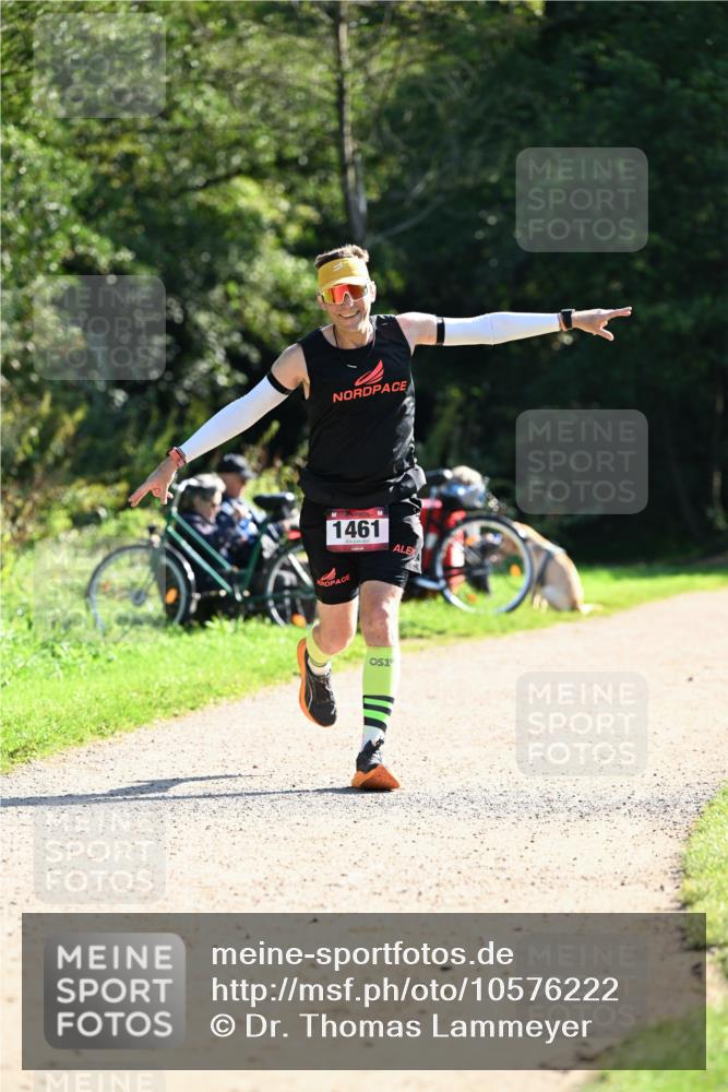 27.09.2026 - 35. Volkslauf durch das schöne Alstertal Dr. Thomas Lammeyer http://msf.ph/oto/10576222 27.09.2026 11:41:56 Laufen 1461, 1 meine-sportfotos.de