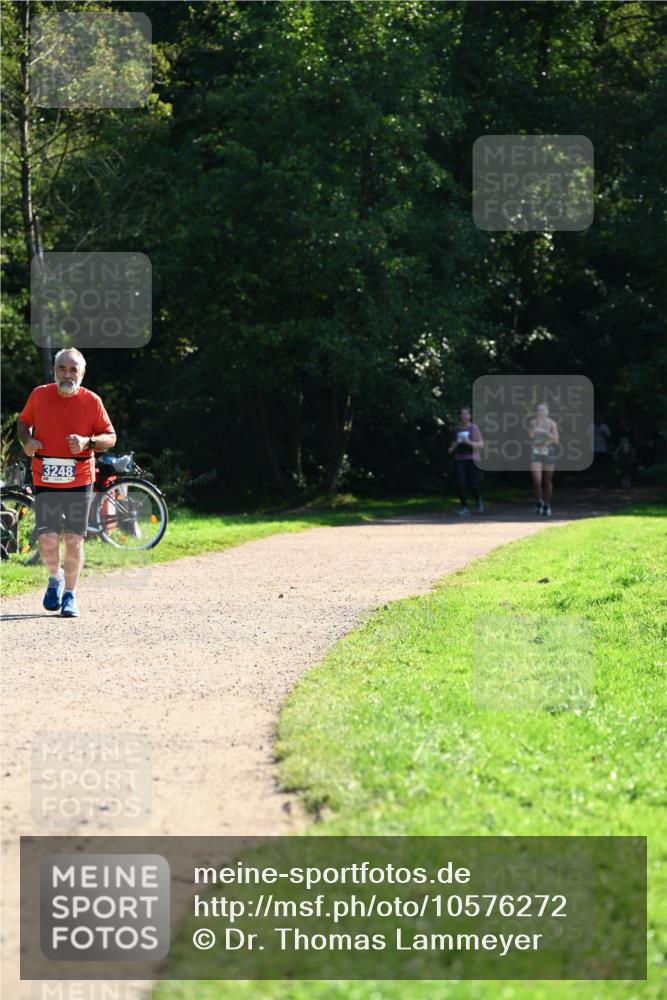 27.09.2026 - 35. Volkslauf durch das schöne Alstertal Dr. Thomas Lammeyer http://msf.ph/oto/10576272 27.09.2026 11:42:42 Laufen 3248 meine-sportfotos.de