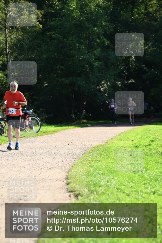 27.09.2026 - 35. Volkslauf durch das schöne Alstertal Dr. Thomas Lammeyer http://msf.ph/oto/10576274 27.09.2026 11:42:42 Laufen 3248 meine-sportfotos.de