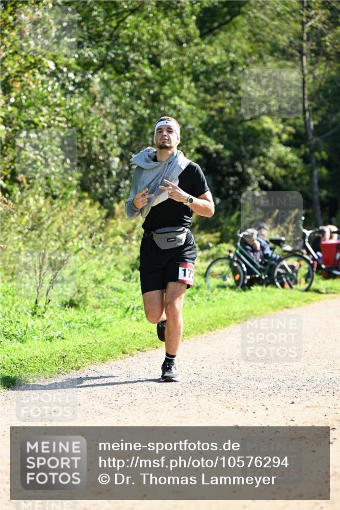 27.09.2026 - 35. Volkslauf durch das schöne Alstertal Dr. Thomas Lammeyer http://msf.ph/oto/10576294 27.09.2026 11:43:01 Laufen 173 meine-sportfotos.de