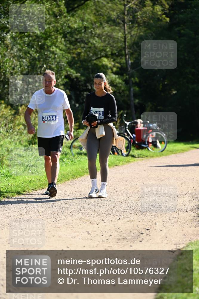 27.09.2026 - 35. Volkslauf durch das schöne Alstertal Dr. Thomas Lammeyer http://msf.ph/oto/10576327 27.09.2026 11:43:21 Laufen 3044, 13 meine-sportfotos.de