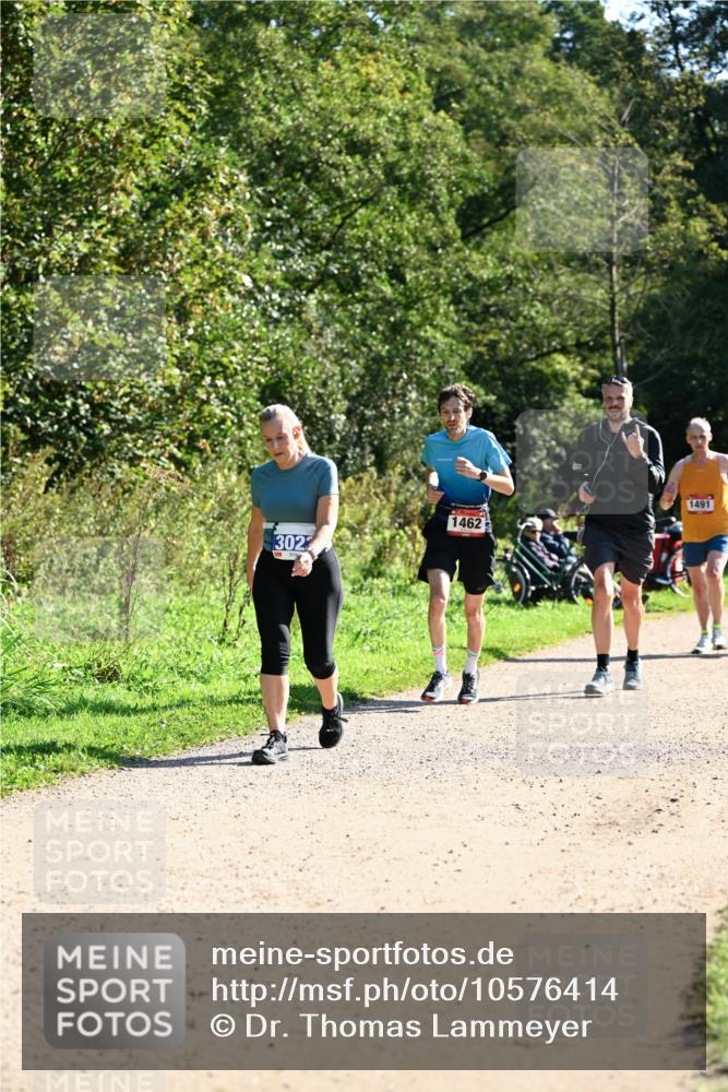 27.09.2026 - 35. Volkslauf durch das schöne Alstertal Dr. Thomas Lammeyer http://msf.ph/oto/10576414 27.09.2026 11:44:07 Laufen 302, 1462, 1491 meine-sportfotos.de