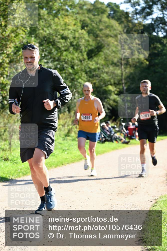 27.09.2026 - 35. Volkslauf durch das schöne Alstertal Dr. Thomas Lammeyer http://msf.ph/oto/10576436 27.09.2026 11:44:09 Laufen 1491, 1701 meine-sportfotos.de