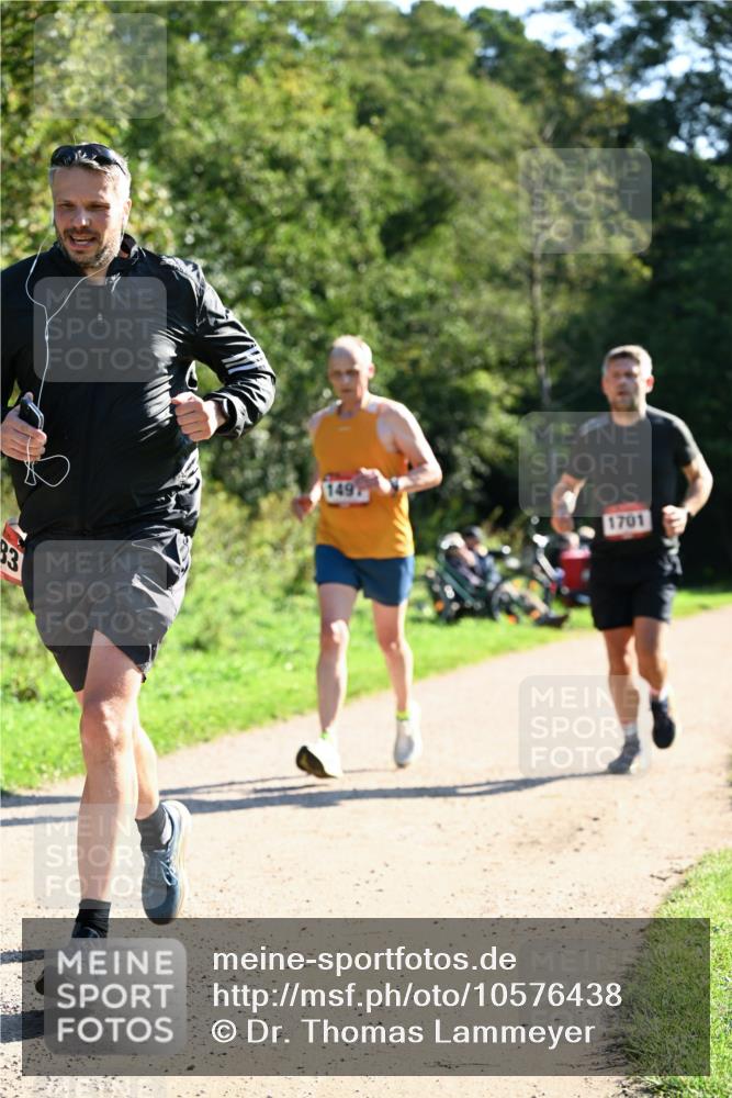 27.09.2026 - 35. Volkslauf durch das schöne Alstertal Dr. Thomas Lammeyer http://msf.ph/oto/10576438 27.09.2026 11:44:09 Laufen 83, 149, 1701 meine-sportfotos.de
