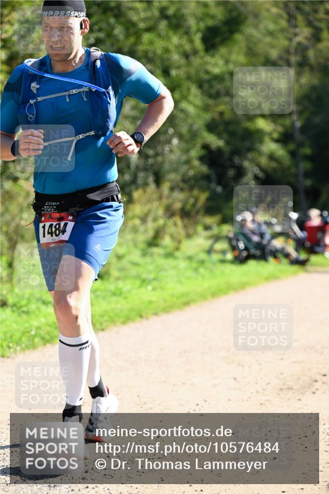 27.09.2026 - 35. Volkslauf durch das schöne Alstertal Dr. Thomas Lammeyer http://msf.ph/oto/10576484 27.09.2026 11:44:36 Laufen 1484 meine-sportfotos.de
