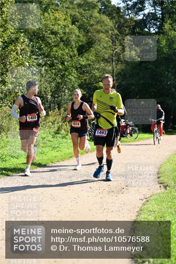 27.09.2026 - 35. Volkslauf durch das schöne Alstertal Dr. Thomas Lammeyer http://msf.ph/oto/10576588 27.09.2026 11:44:56 Laufen 1455, 1018, 1493 meine-sportfotos.de