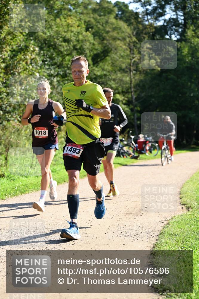 27.09.2026 - 35. Volkslauf durch das schöne Alstertal Dr. Thomas Lammeyer http://msf.ph/oto/10576596 27.09.2026 11:44:57 Laufen 1018, 1493, 2980 meine-sportfotos.de